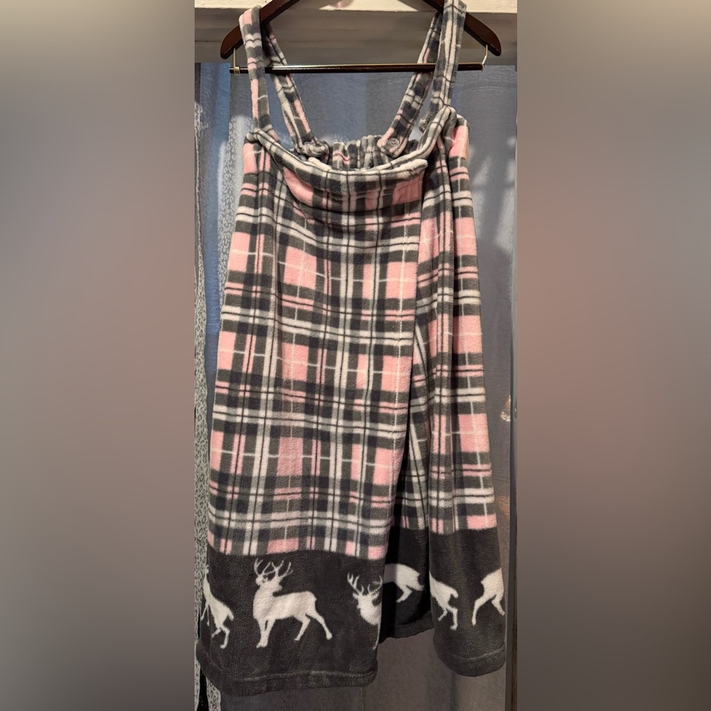 White River Plaid Fleece wrap